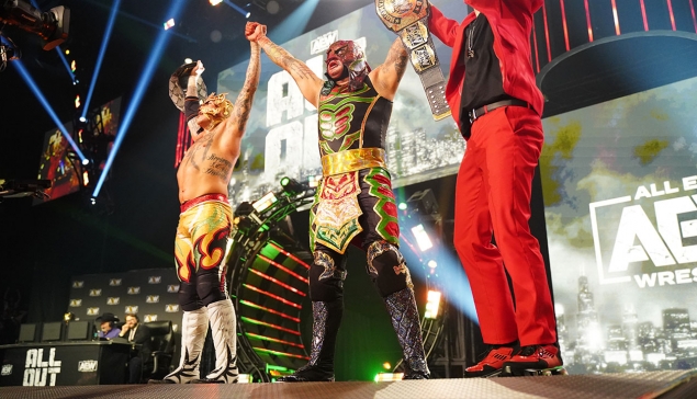 Les Lucha Brothers réagissent à leur match et à leur obtention des titres par équipe de l'AEW