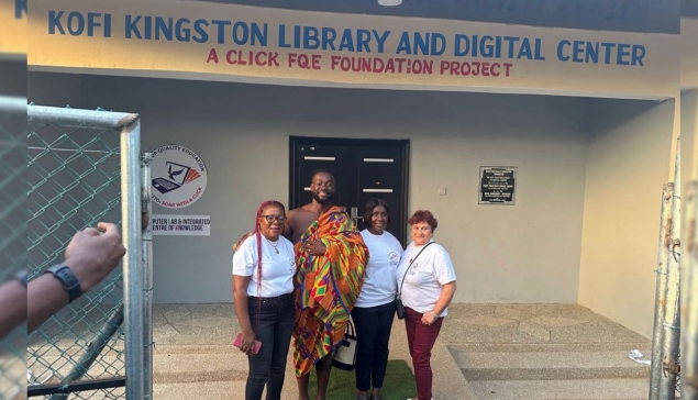 Kofi Kingston réalise son premier projet éducatif à Ghana