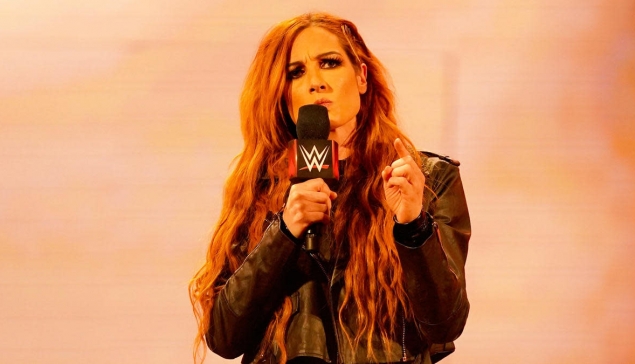 Becky Lynch s'exprime concernant les allégations à l'encontre de Vince McMahon