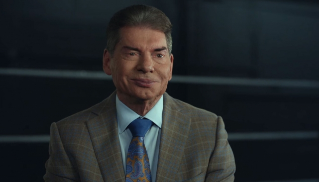 ''Je me faisais tabasser presque tous les jours'' : Vince McMahon nous parle de son enfance