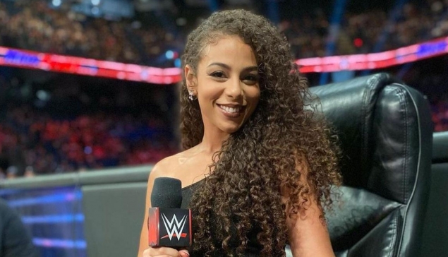 Qui pourrait remplacer Samantha Irvin à WWE RAW ?