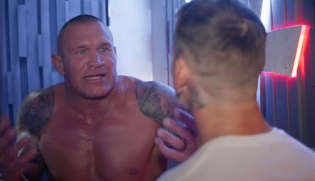 ''Je ne peux pas profiter 10 minutes de mon retour ?!'' : Quand Randy Orton croise CM Punk après les Survivor Series 2023