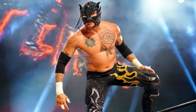 Des traitements inhumains à l'AEW selon Rey Fenix ?