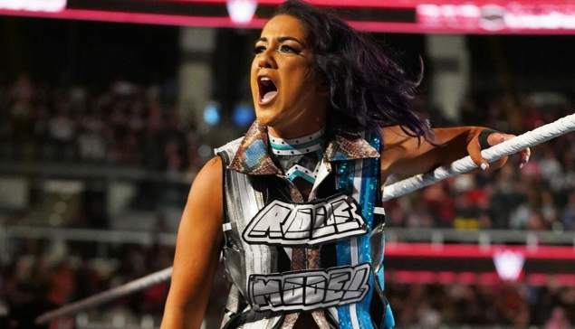 Bayley revient dans le roster de WWE RAW