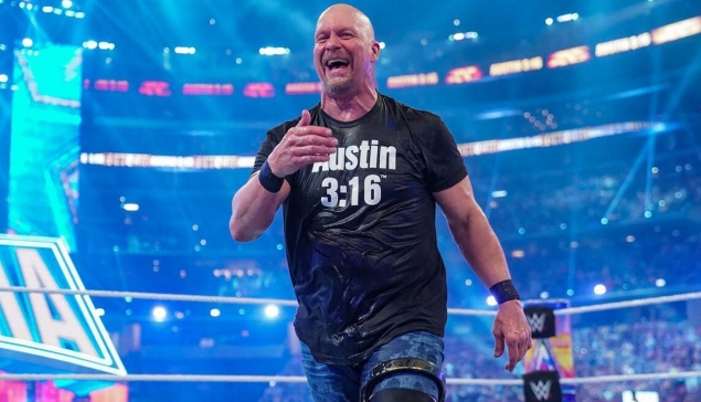 Stone Cold Steve Austin est passé sous le bistouri pour son genou