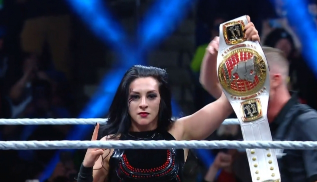 Stephanie Vaquer remporte son premier titre à la WWE