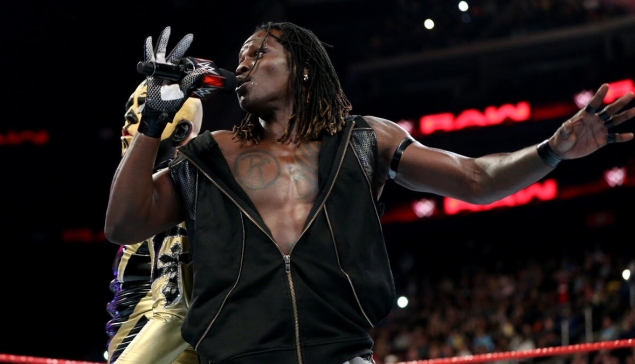 Quand R-Truth va-t-il quitter la WWE ?